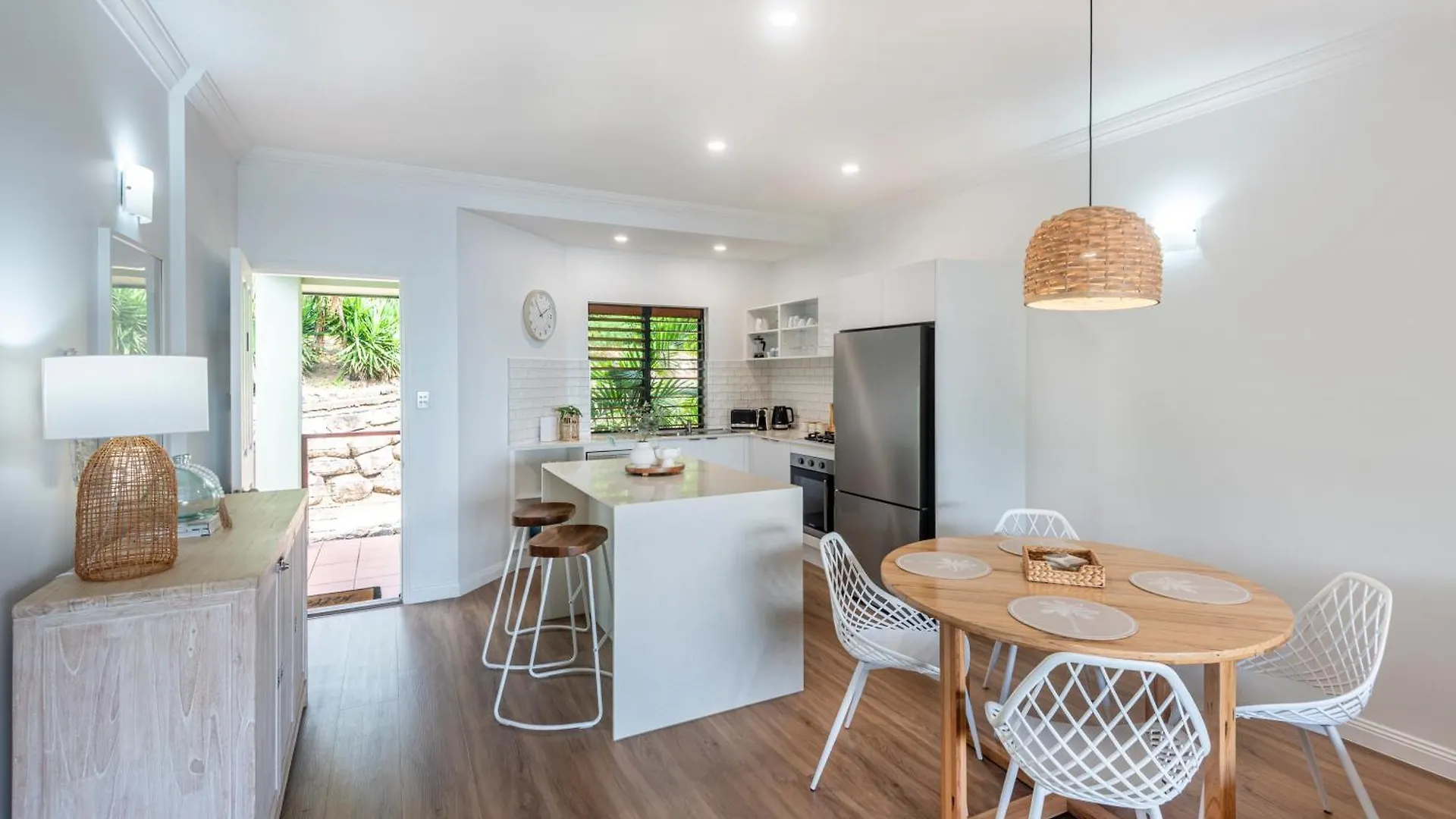 Haven On Hamilton Island -Private Apartment With Views & Buggy Fully Renovated In 2023 오스트레일리아